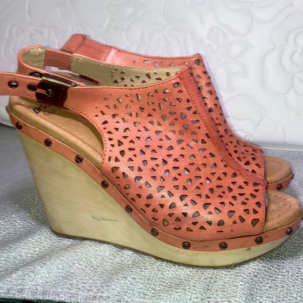 Dr. Scholl’s coral perforated leather wedge heeled sandals